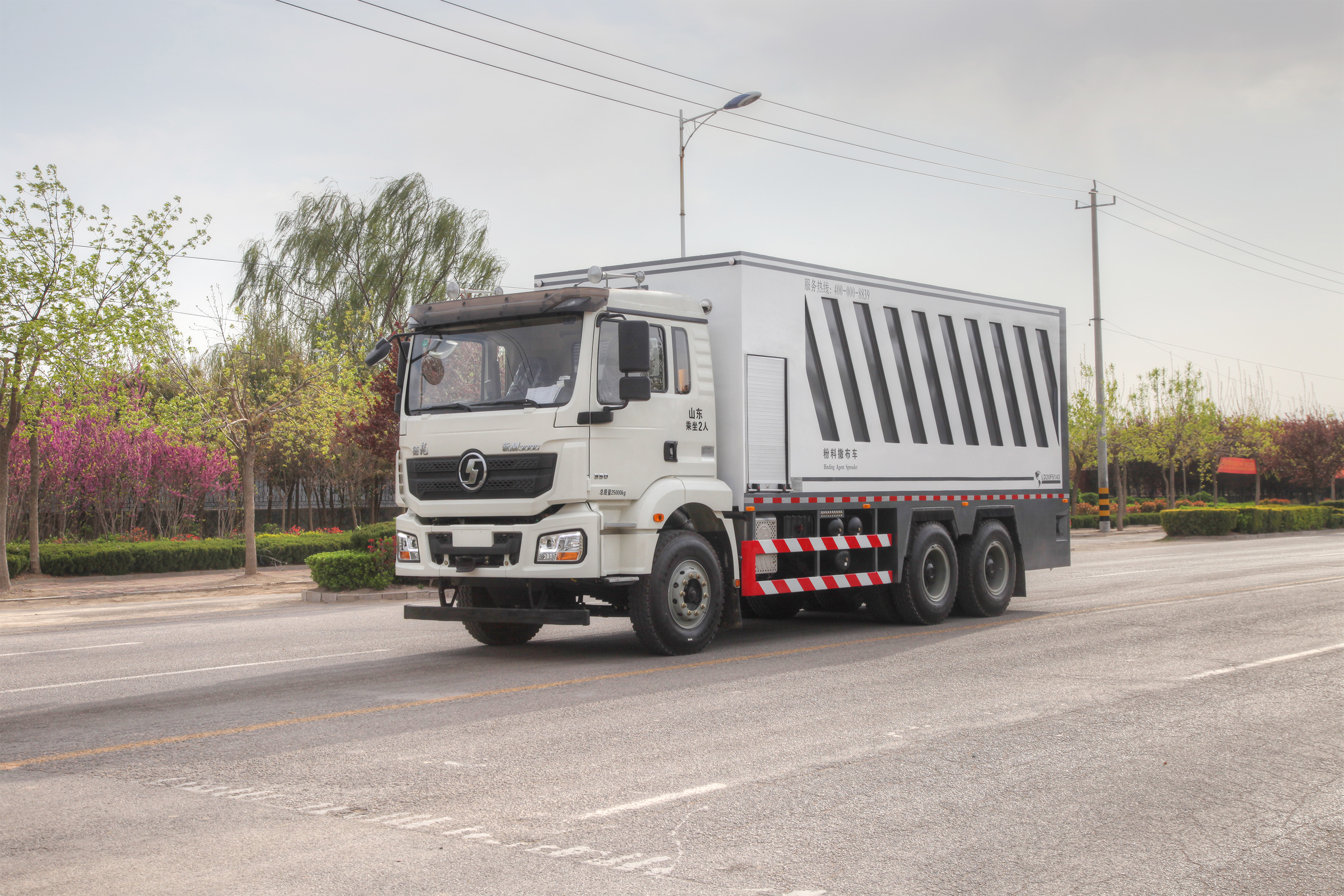 九州陸達(dá)牌粉料撒布車前倉的日常維護(hù)保養(yǎng)